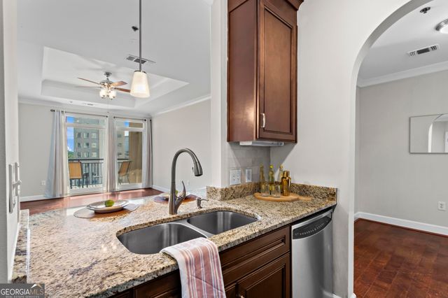 325 E Paces Ferry Road NE 703, Atlanta, GA 30305
