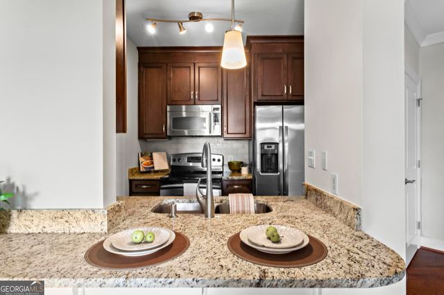 325 E Paces Ferry Road NE 703, Atlanta, GA 30305