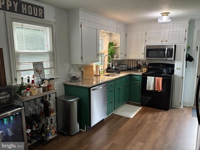 1882 MANOR RIDGE DR, Lancaster, PA 17603