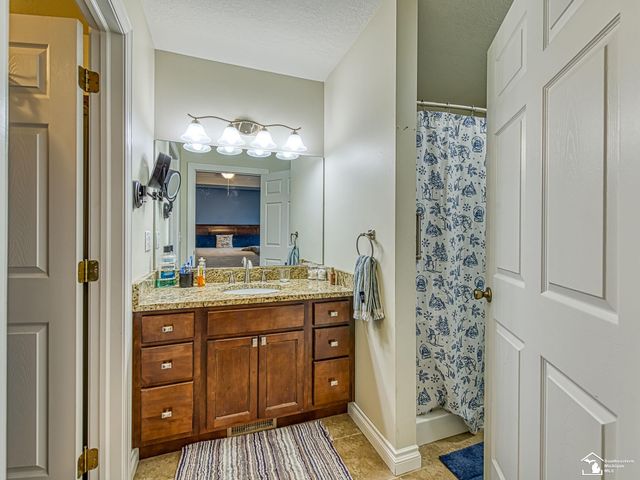 778 E Sweet Briar Lane, Monroe Twp, MI 48161