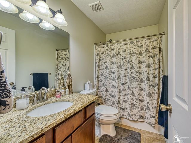 778 E Sweet Briar Lane, Monroe Twp, MI 48161