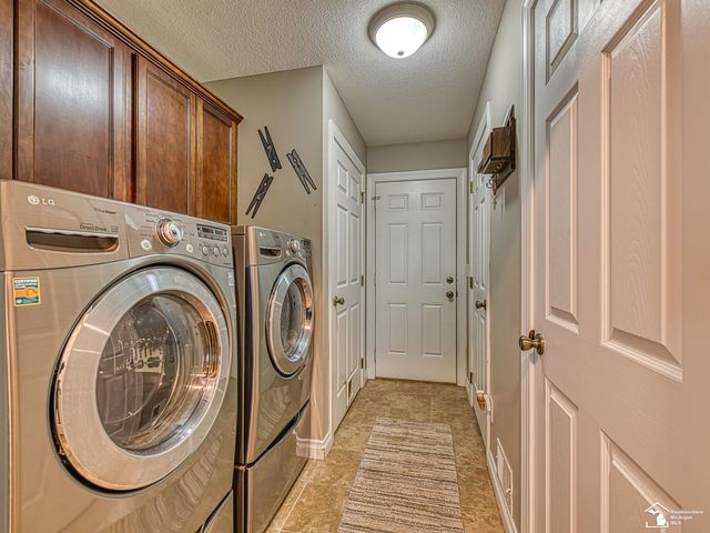 778 E Sweet Briar Lane, Monroe Twp, MI 48161