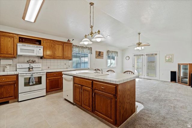 1783 W 5000 S, Roy, UT 84067