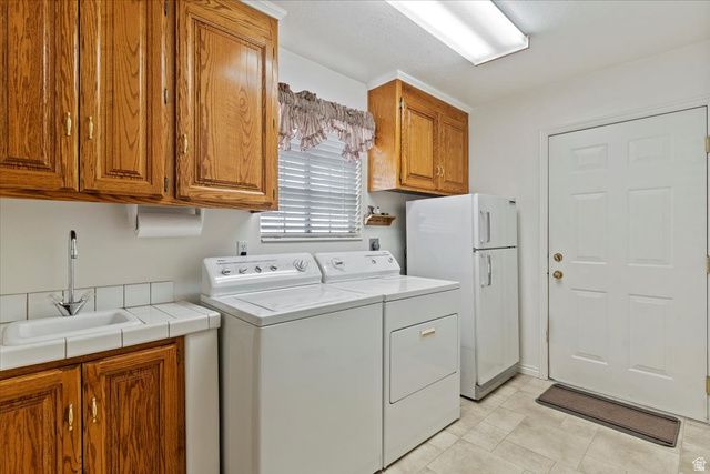 1783 W 5000 S, Roy, UT 84067