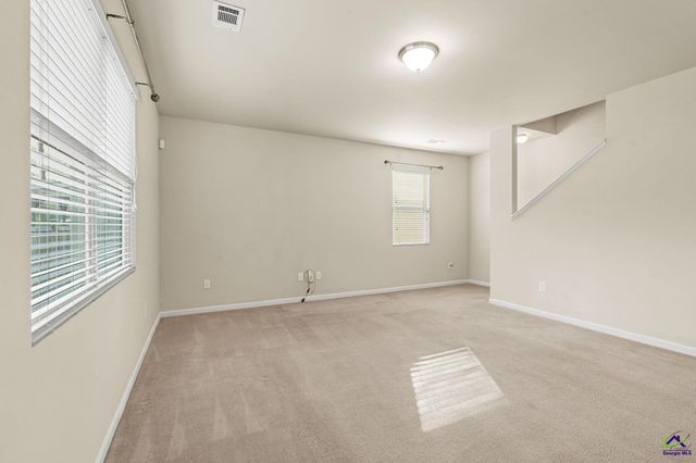 204 Flowing Meadows Drive, Kathleen, GA 31047