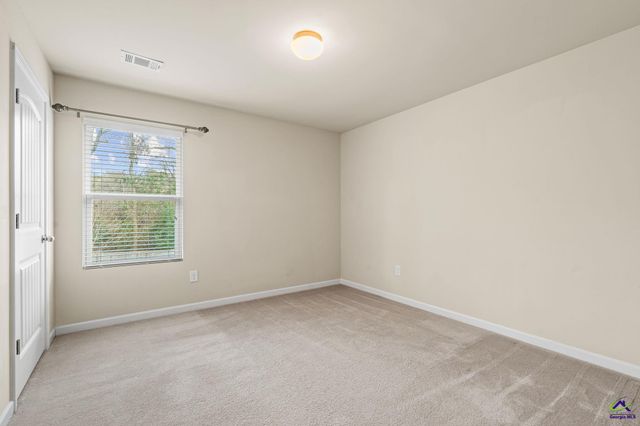 204 Flowing Meadows Drive, Kathleen, GA 31047