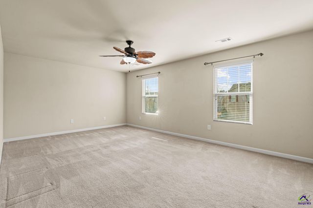 204 Flowing Meadows Drive, Kathleen, GA 31047