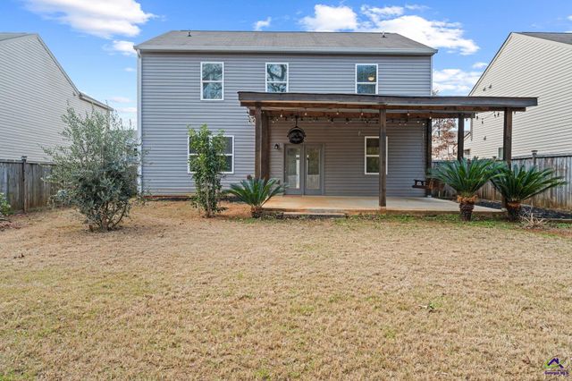 204 Flowing Meadows Drive, Kathleen, GA 31047