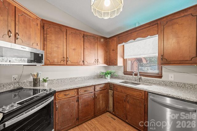 2114 Wilson Avenue, Charlotte, NC 28208