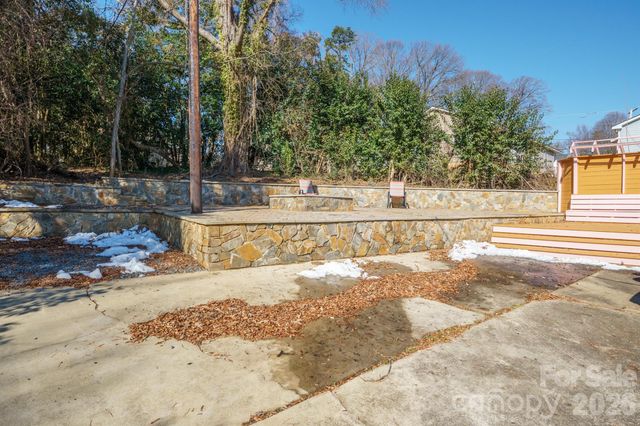 2114 Wilson Avenue, Charlotte, NC 28208