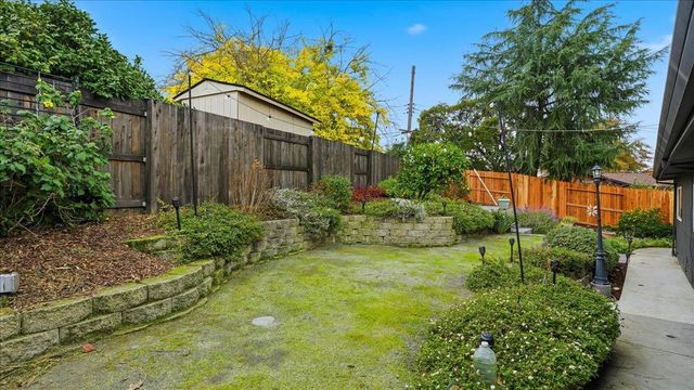 5701 Chipping Way, Citrus Heights, CA 95621