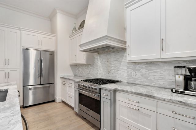 7351 Glendora Avenue, Dallas, TX 75230