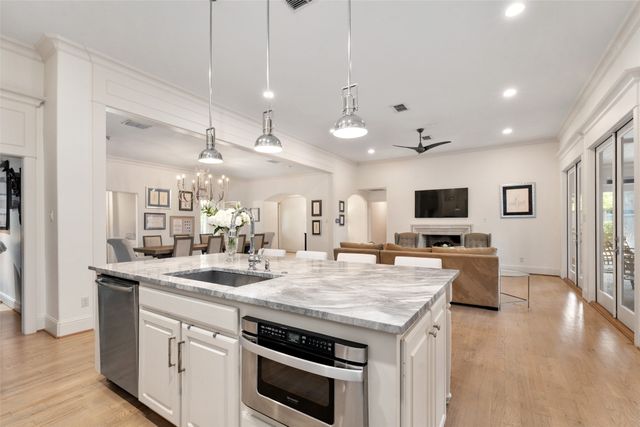 7351 Glendora Avenue, Dallas, TX 75230
