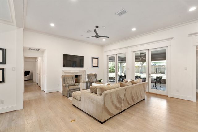 7351 Glendora Avenue, Dallas, TX 75230