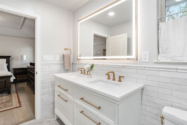 7351 Glendora Avenue, Dallas, TX 75230