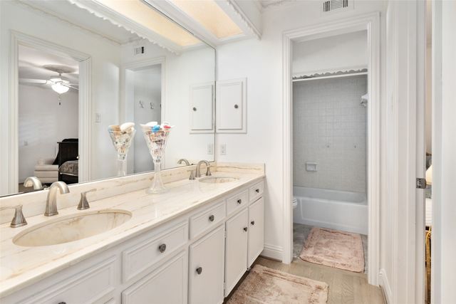 7351 Glendora Avenue, Dallas, TX 75230