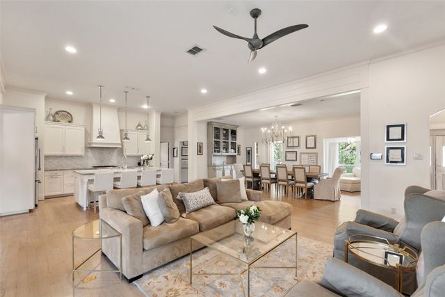 7351 Glendora Avenue, Dallas, TX 75230