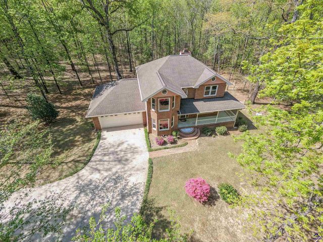 571 Barker Rd, Byron, GA 31008