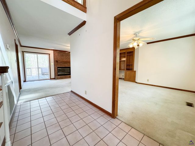 571 Barker Rd, Byron, GA 31008