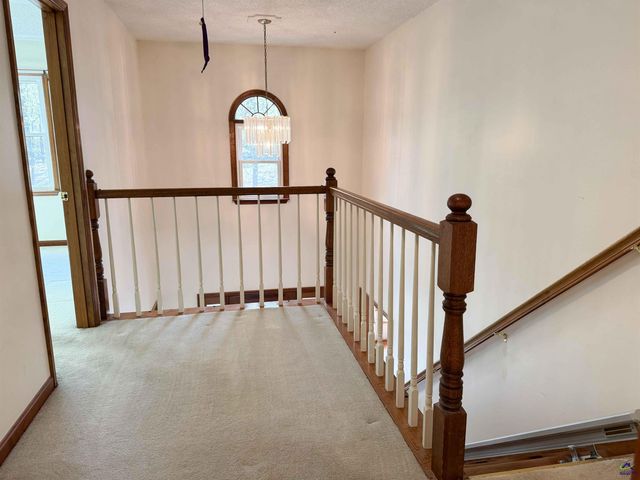 571 Barker Rd, Byron, GA 31008