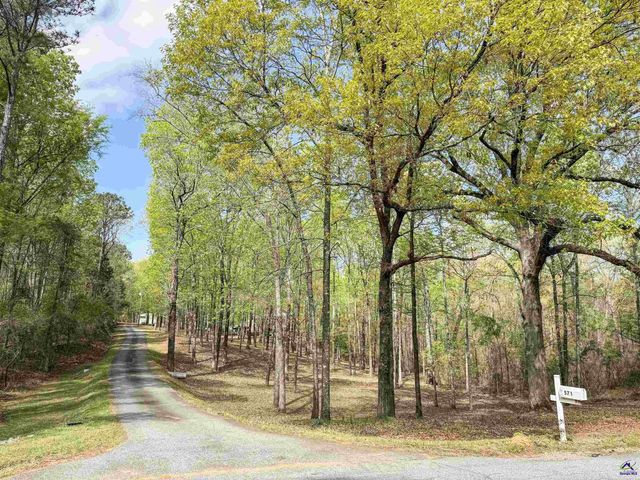571 Barker Rd, Byron, GA 31008