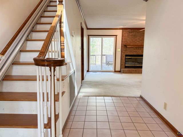 571 Barker Rd, Byron, GA 31008