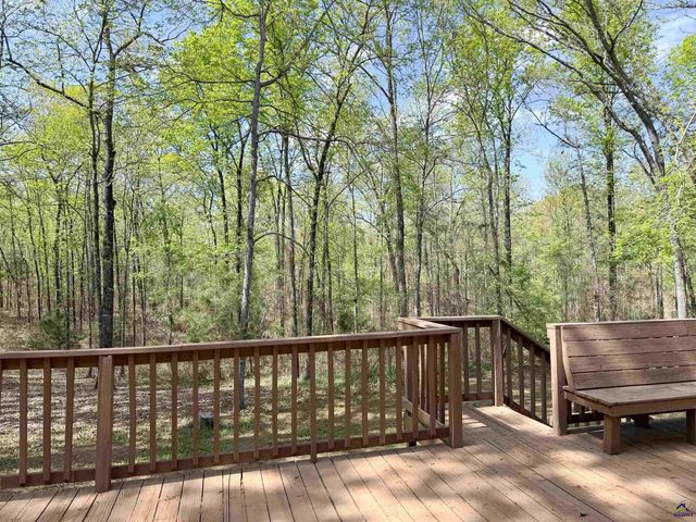 571 Barker Rd, Byron, GA 31008