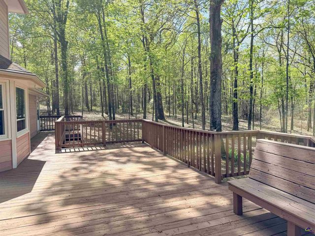 571 Barker Rd, Byron, GA 31008