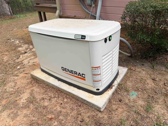 571 Barker Rd, Byron, GA 31008