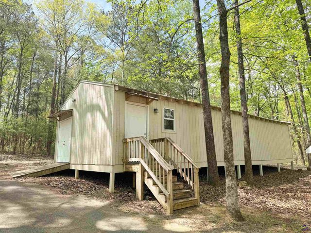 571 Barker Rd, Byron, GA 31008