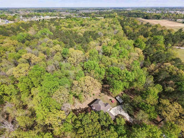 571 Barker Rd, Byron, GA 31008