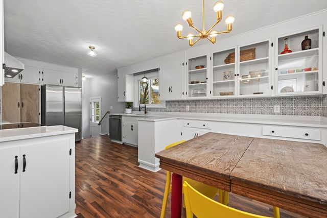 21 Warren Rd, Upton, MA 01568