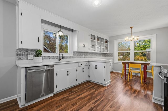 21 Warren Rd, Upton, MA 01568