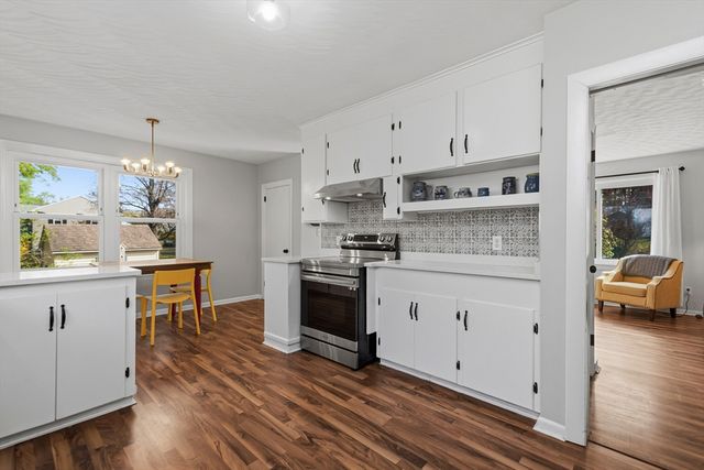 21 Warren Rd, Upton, MA 01568
