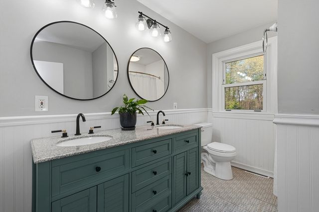 21 Warren Rd, Upton, MA 01568