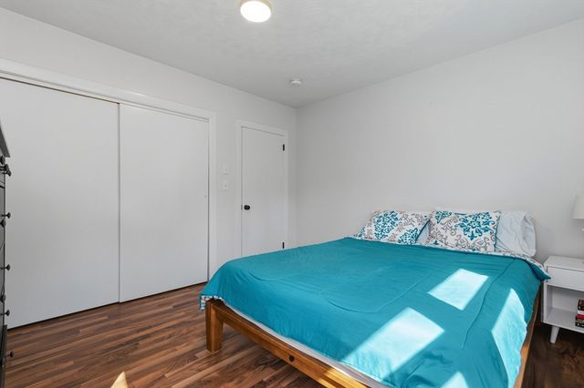 21 Warren Rd, Upton, MA 01568
