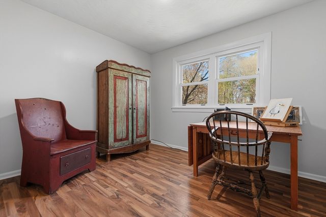 21 Warren Rd, Upton, MA 01568
