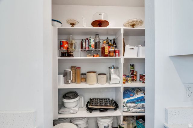 1530 S WINDSONG DR, Santaquin, UT 84655