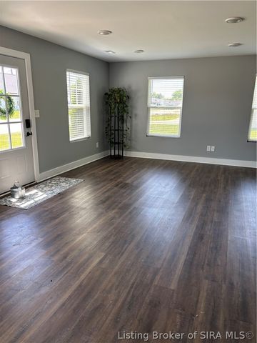 122 Winthrop Avenue, Charlestown, IN 47111