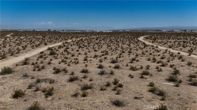 743 Evelyn, California City, CA 93505