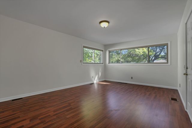 2947 E Mound Street, Columbus, OH 43209