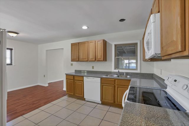 2947 E Mound Street, Columbus, OH 43209