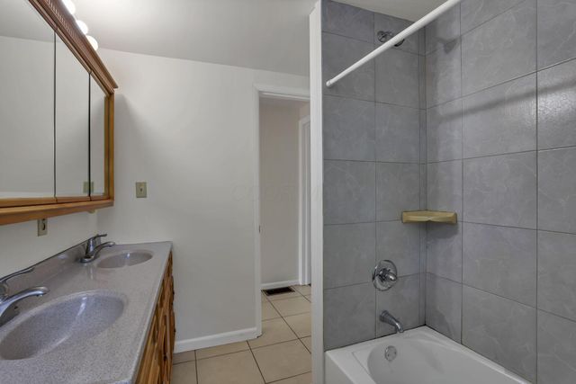 2947 E Mound Street, Columbus, OH 43209