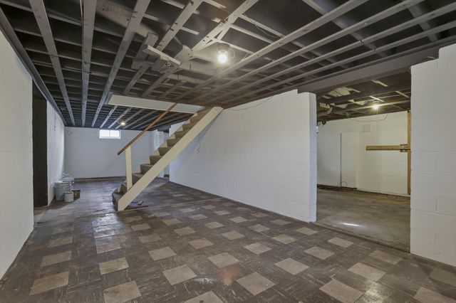 2947 E Mound Street, Columbus, OH 43209