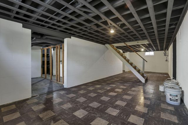 2947 E Mound Street, Columbus, OH 43209