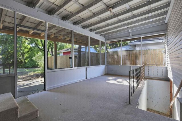 2947 E Mound Street, Columbus, OH 43209