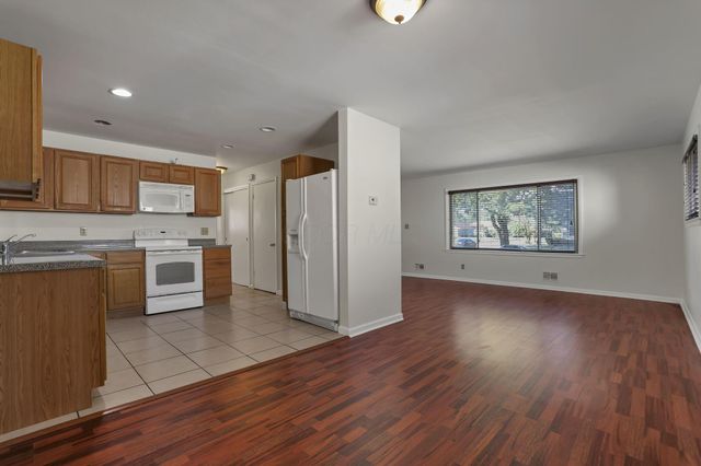 2947 E Mound Street, Columbus, OH 43209