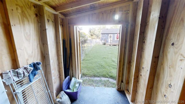 4836 S 33rd West Avenue, Tulsa, OK 74107