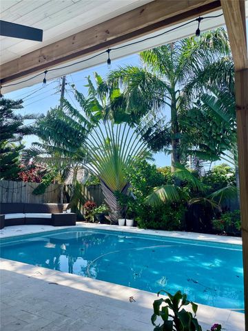 1119 SE 14th Drive, Deerfield Beach, FL 33441