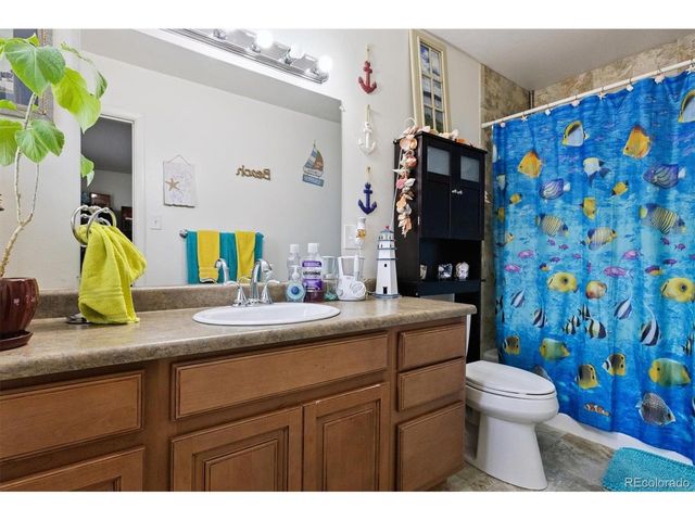 187 Lamar St, Lakewood, CO 80226